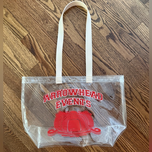 Handbags - NWOT Arrowhead clear bag